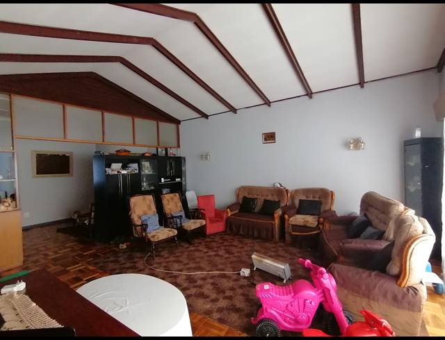 3 BEDROOM FREESTANDING FOR SALE IN STILFONTEIN EXT 3